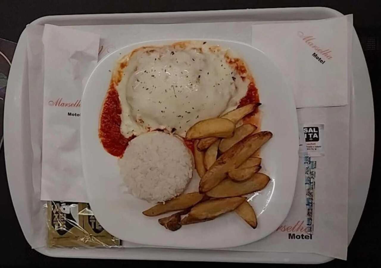 Hotel do amor Marselha 4 *